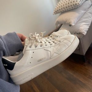 Golden Goose Sneakers